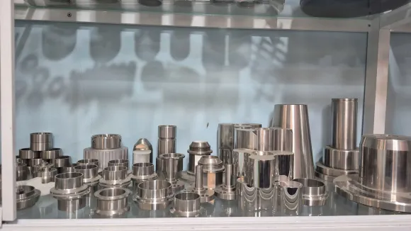 Gia công, sửa chữa các chi tiết, phụ kiện cơ khí chính xác